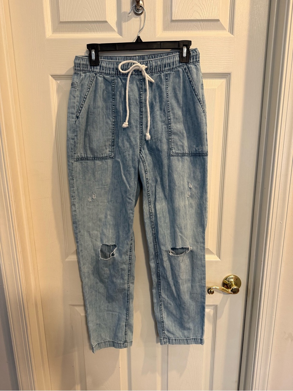 aerie Light Wash Women’s Drawstring Relaxed Denim Jeans